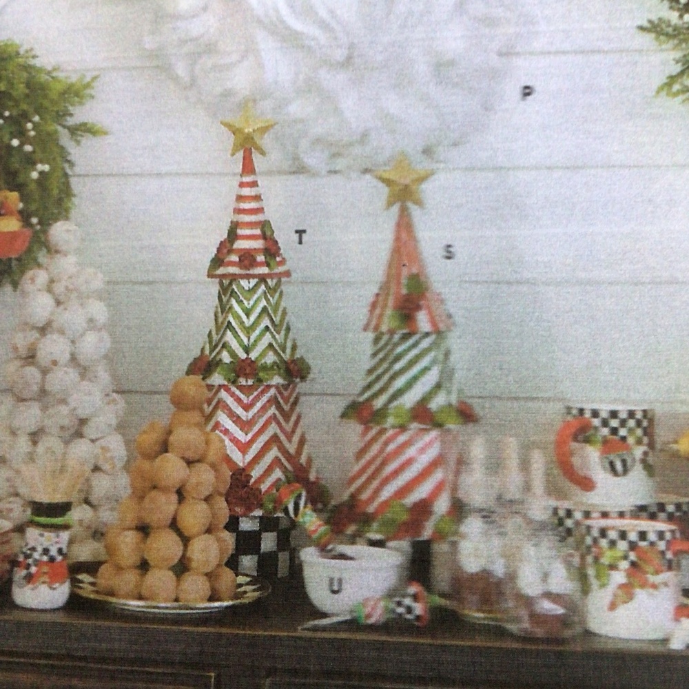 MACKENZIE-CHILDS MEDIUM JOLLY TIERED CAPIZ TREE